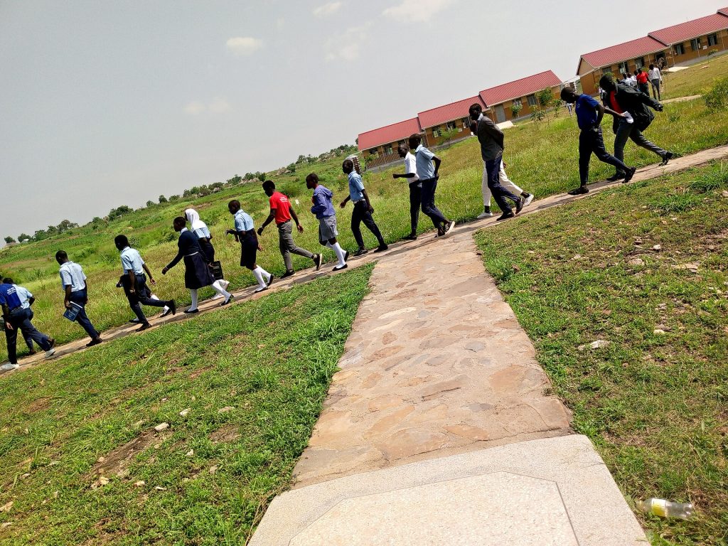 Students walking together to class